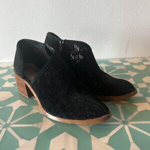 Geometric cut-out ankle boot, Size 6